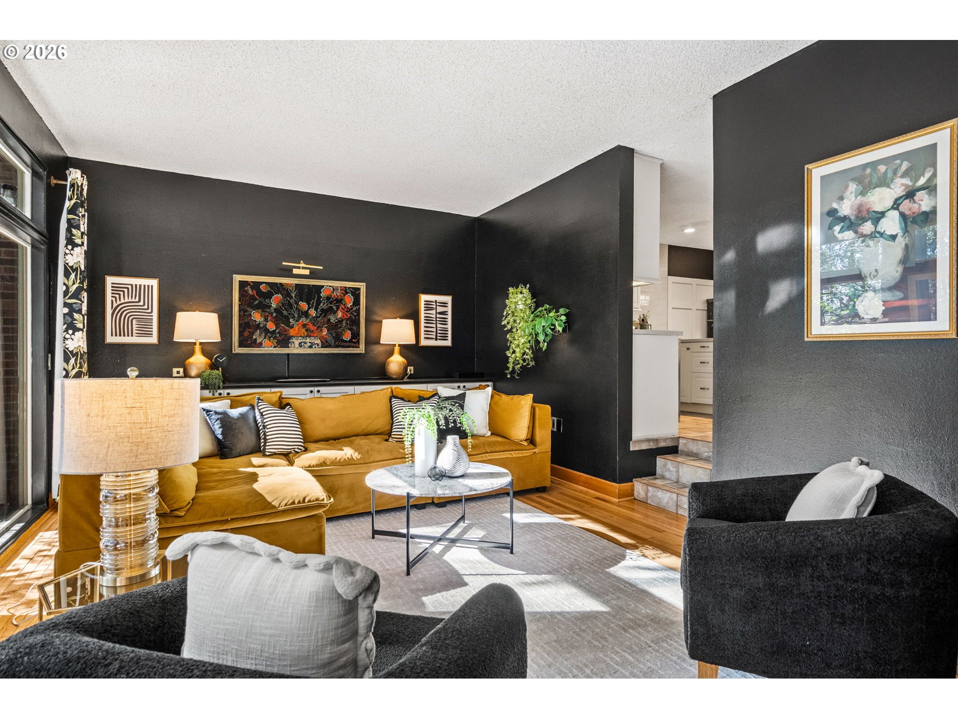 1200 Northeast Territorial Road, Unit 72 Canby, OR 97013 - Photo 9 of 46 Living Room
