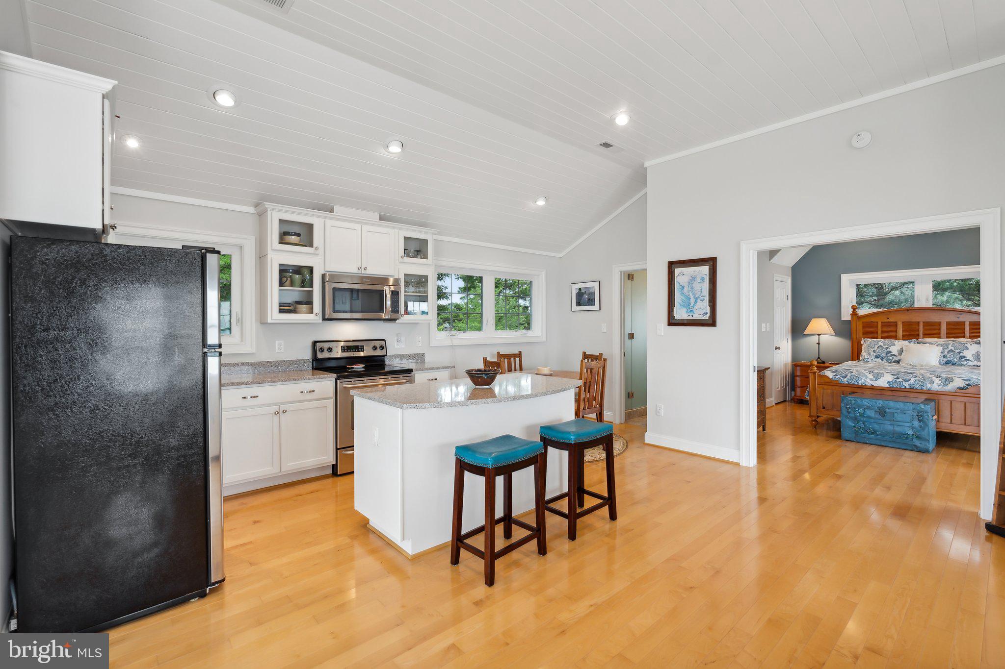 949 North Glebe Road Montross, VA 22520 - Photo 7 of 36 Gallery Image 7