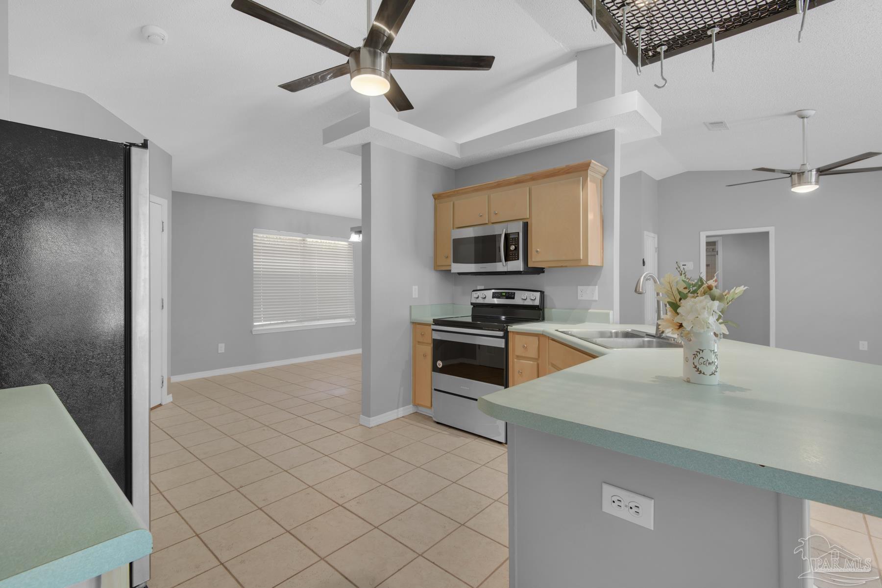 2811 Augustus Road Navarre, FL 32566 - Photo 14 of 46
