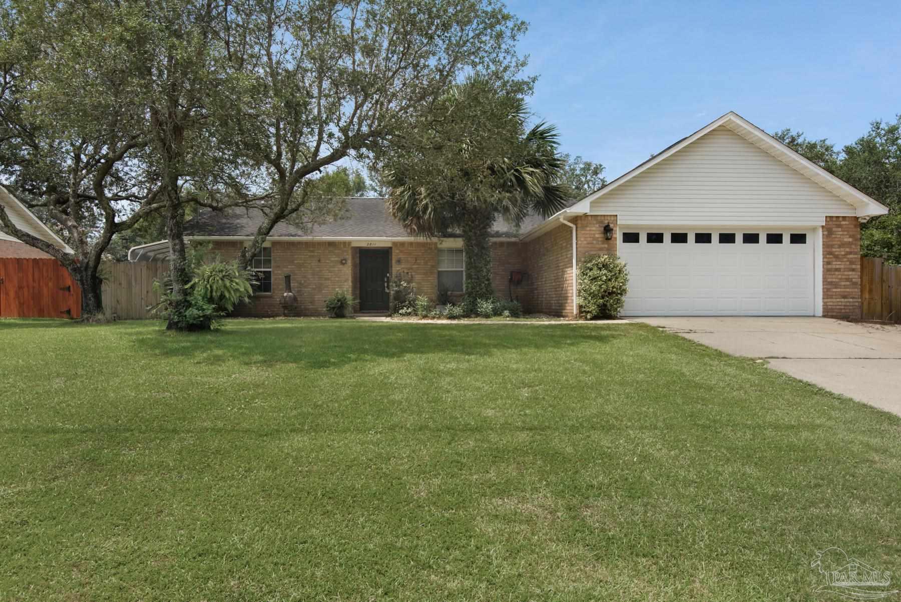 2811 Augustus Road Navarre, FL 32566 - Photo 3 of 46