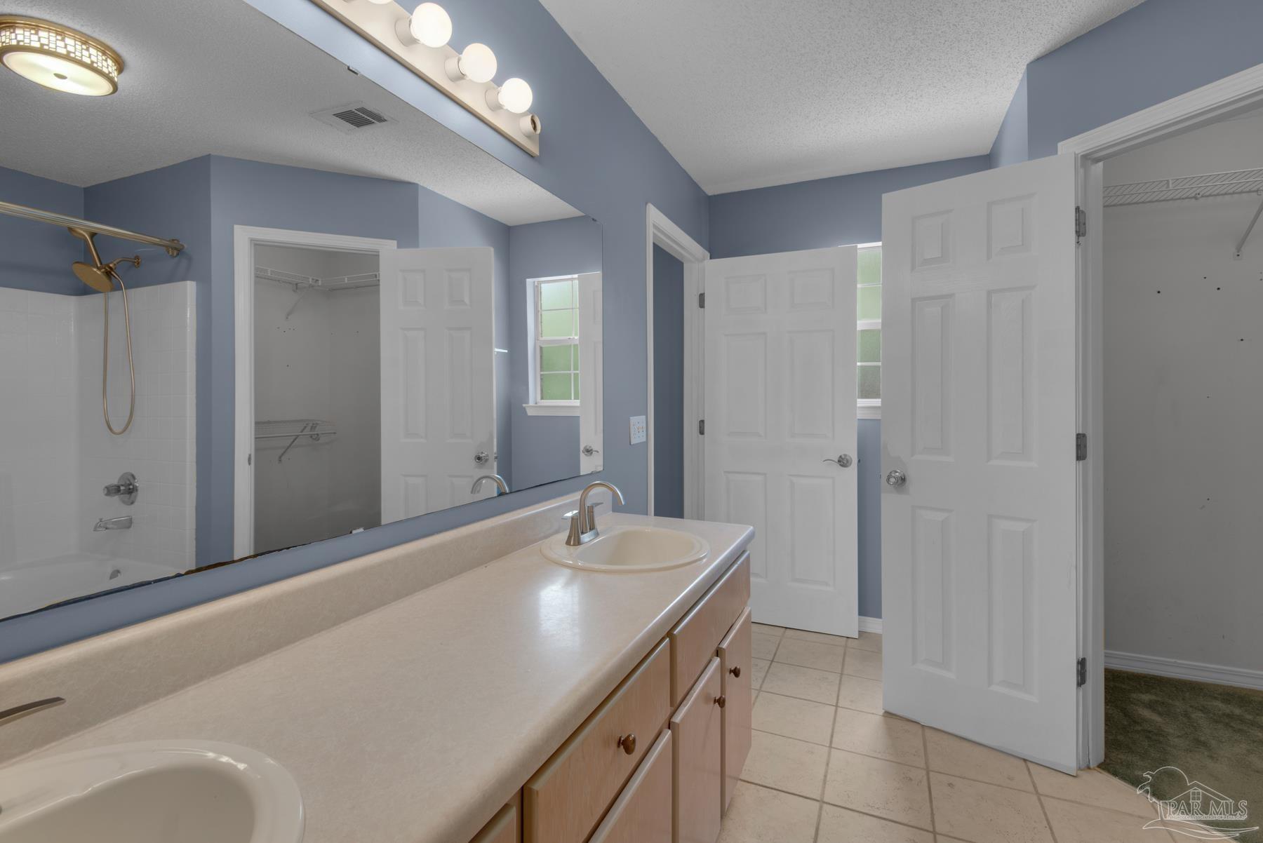 2811 Augustus Road Navarre, FL 32566 - Photo 28 of 46