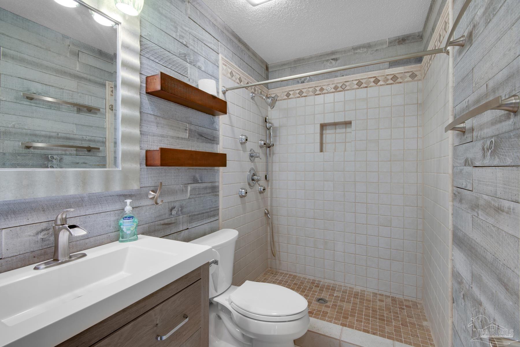 2811 Augustus Road Navarre, FL 32566 - Photo 32 of 46