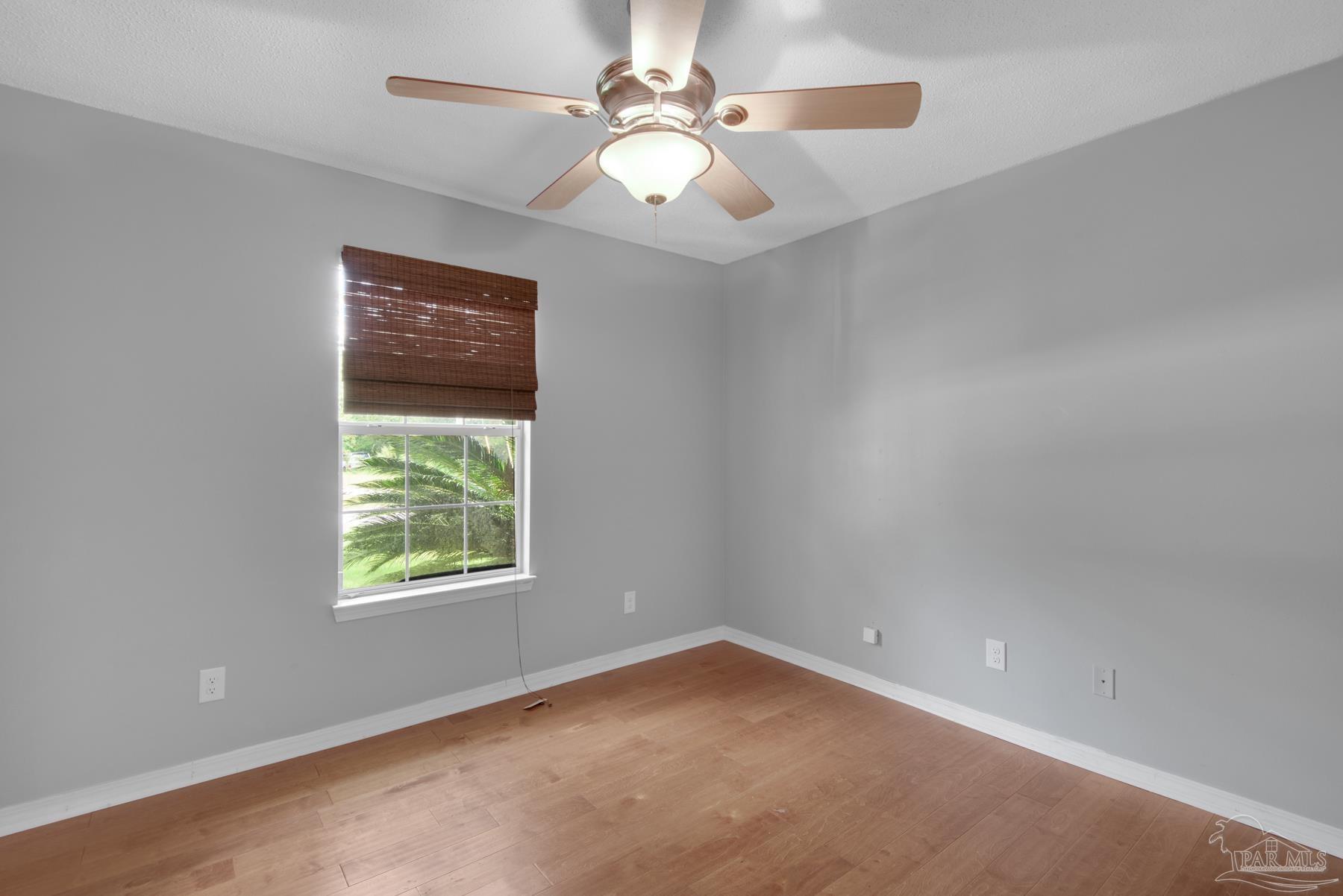 2811 Augustus Road Navarre, FL 32566 - Photo 33 of 46