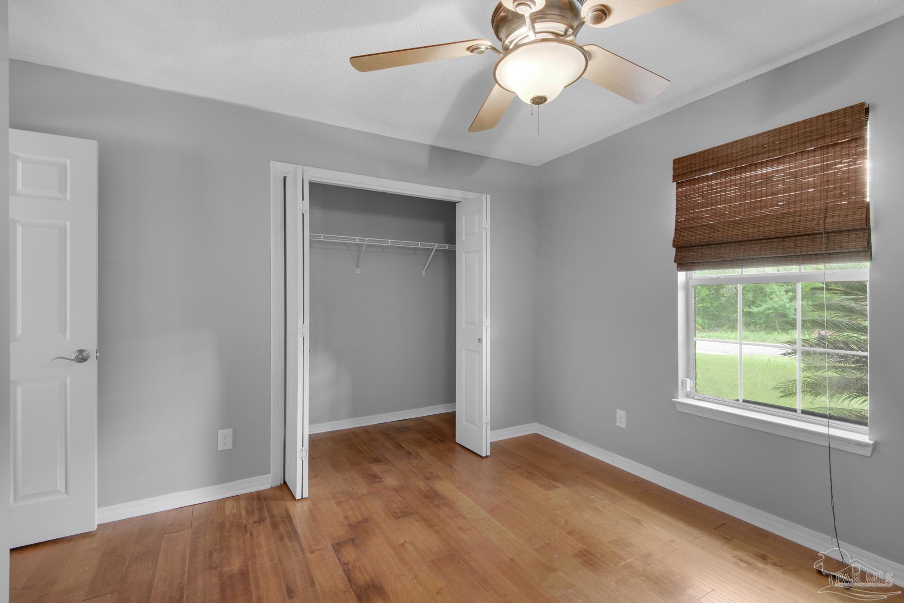 2811 Augustus Road Navarre, FL 32566 - Photo 35 of 46
