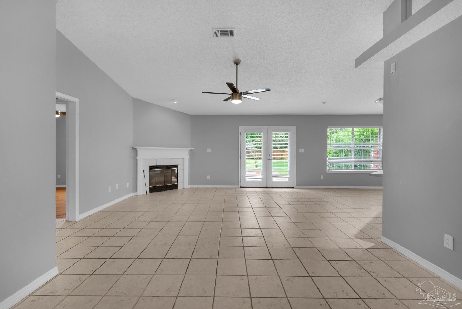 2811 Augustus Road Navarre, FL 32566 - Photo 6 of 46