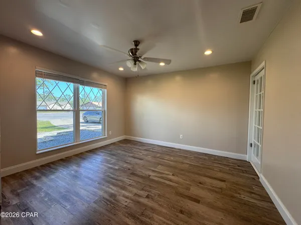 $2,350 | 607 Plantation Court, Panama City, FL 32404