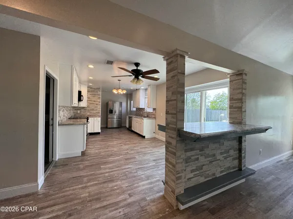 $2,350 | 607 Plantation Court, Panama City, FL 32404