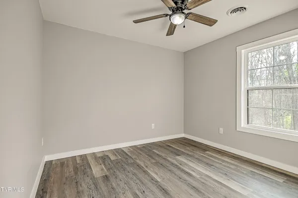 $359,900 | 6055 Newport Highway, Greeneville, TN 37743