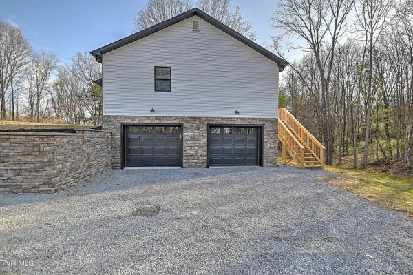 $359,900 | 6055 Newport Highway, Greeneville, TN 37743