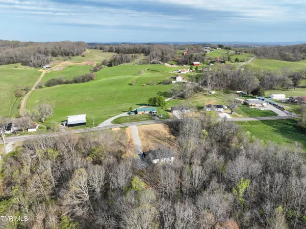 $359,900 | 6055 Newport Highway, Greeneville, TN 37743