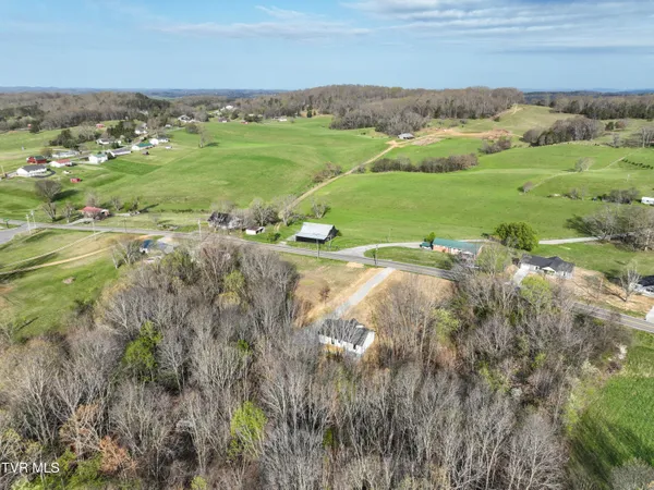 $359,900 | 6055 Newport Highway, Greeneville, TN 37743