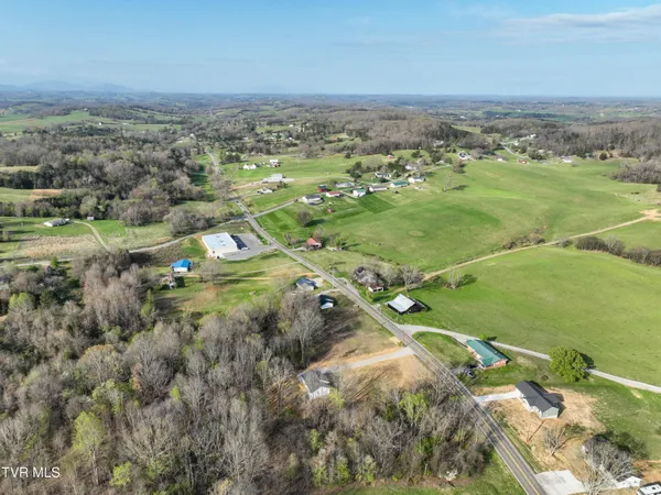 $359,900 | 6055 Newport Highway, Greeneville, TN 37743