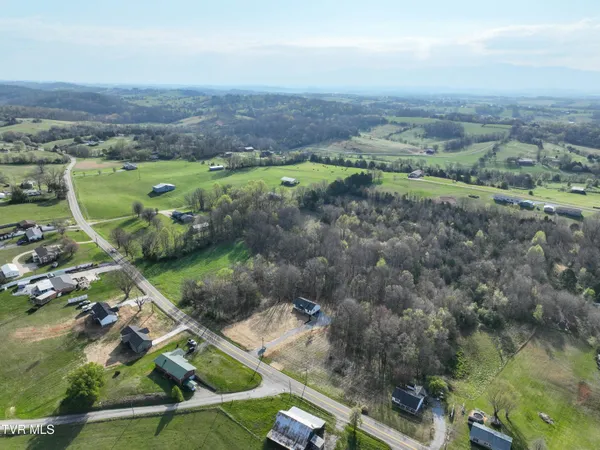 $359,900 | 6055 Newport Highway, Greeneville, TN 37743