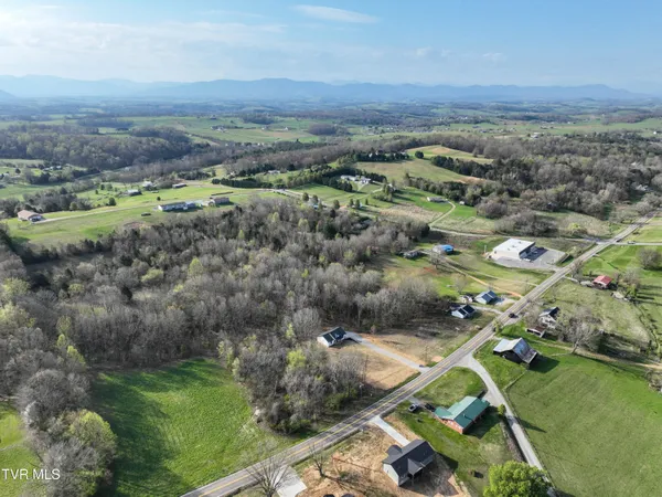 $359,900 | 6055 Newport Highway, Greeneville, TN 37743