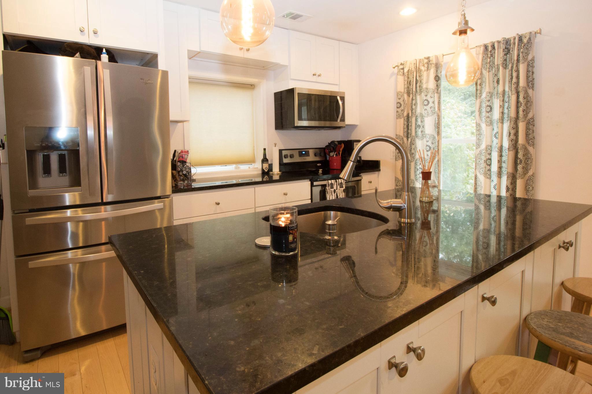 9599 Elihu Hill Road Marshall, VA 20115 - Photo 3 of 21 Kitchen