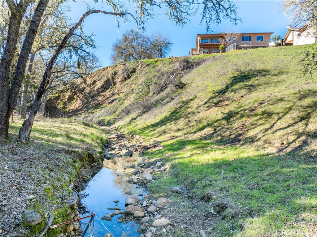 5145 Northfork Place Paso Robles, CA 93446 - Photo 61 of 62 a backyard of a house with lots of green space