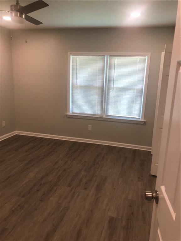 700 Lynn Circle Southwest Atlanta, GA 30311 - Photo 15 of 18