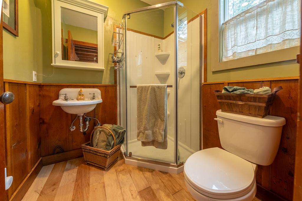 50025 Hampshire Rocks Road Soda Springs, CA 95728 - Photo 9 of 43 Gallery Image 9
