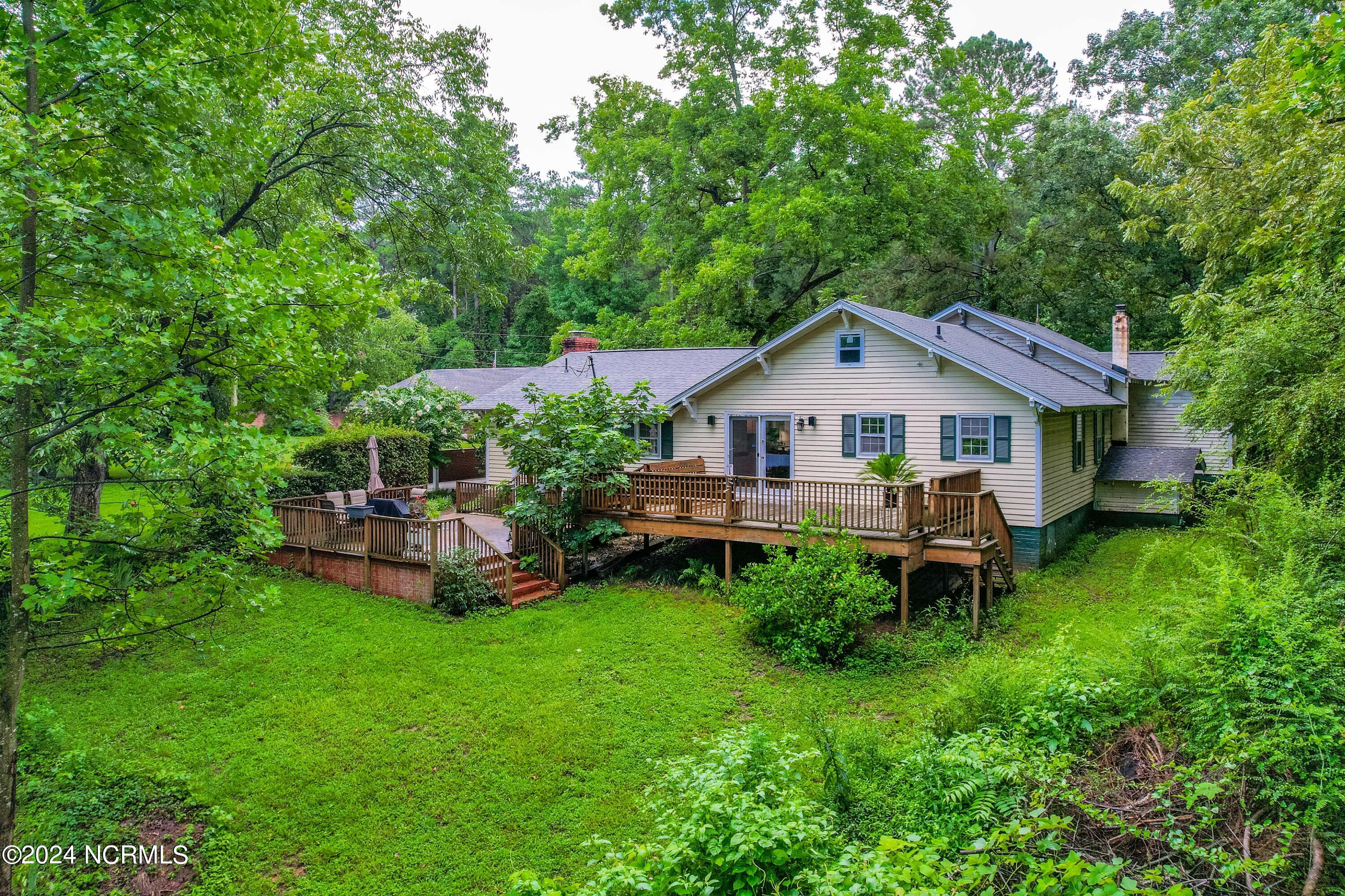 1350 Grady Road Clinton, NC 28328 - Photo 32 of 60 Back View 2