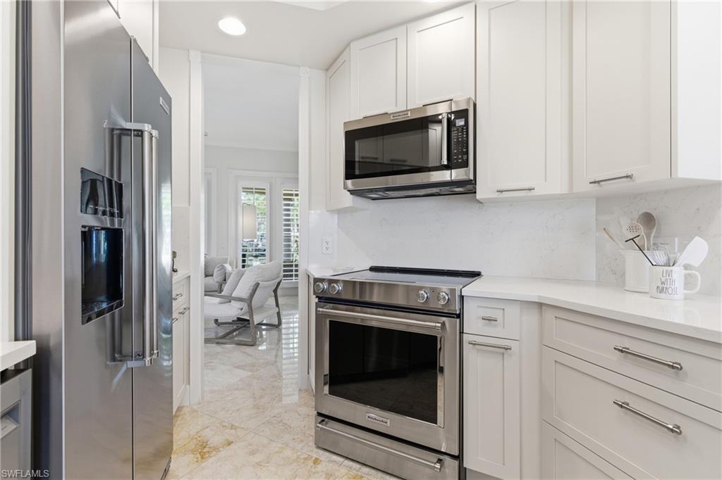 3928 Upolo Lane Naples, FL 34119 - Photo 16 of 33