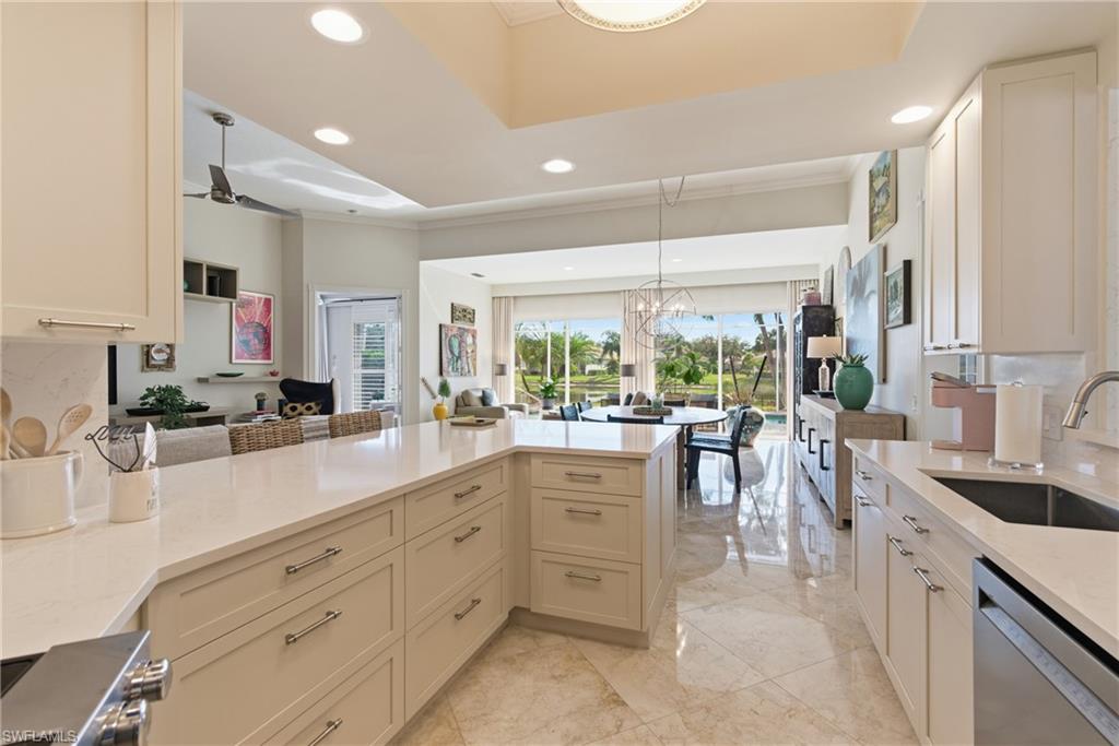 3928 Upolo Lane Naples, FL 34119 - Photo 17 of 33