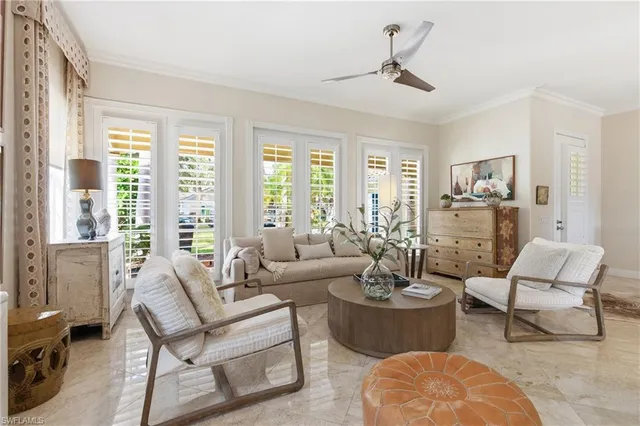 $1,050,000 | 3928 Upolo Lane, Naples, FL 34119
