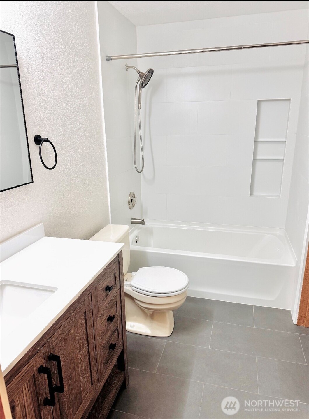 17311 119th Lane Southeast, Unit 3 Renton, WA 98058 - Photo 14 of 31