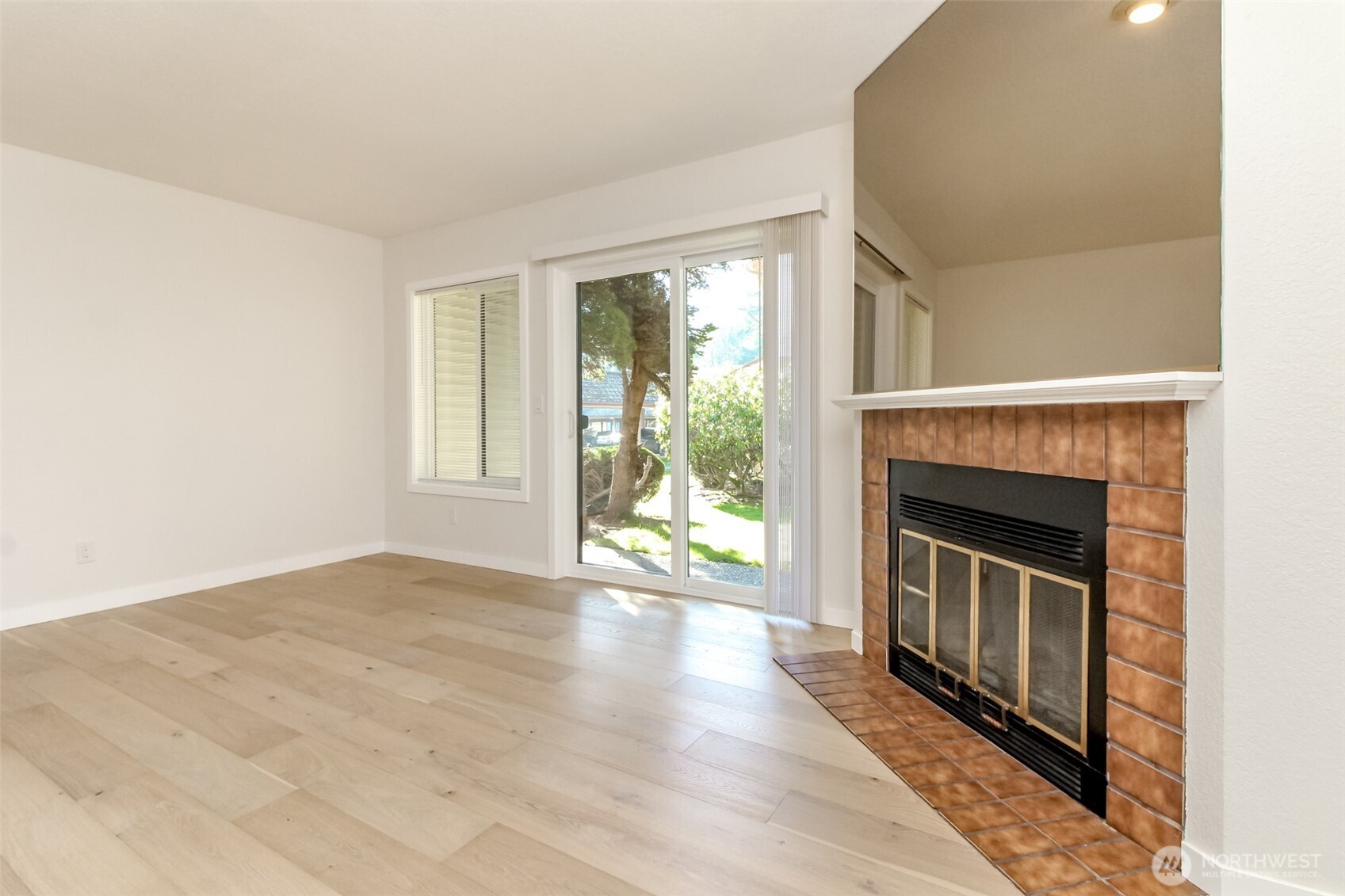 17311 119th Lane Southeast, Unit 3 Renton, WA 98058 - Photo 8 of 31