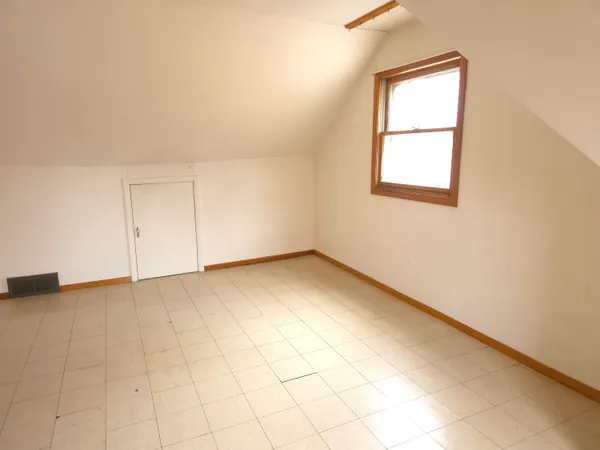 $179,000 | 1021 173rd Street, Hazel Crest, IL 60429