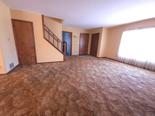 $179,000 | 1021 173rd Street, Hazel Crest, IL 60429