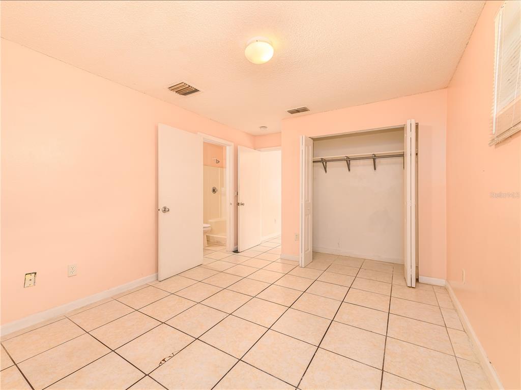 8702 Fish Lake Road Tampa, FL 33619 - Photo 17 of 38 Gallery Image 17