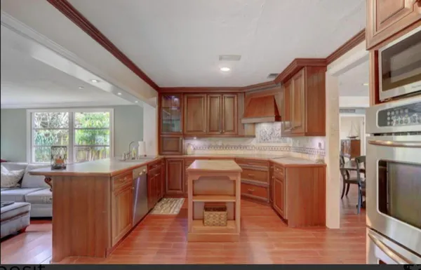 $525,000 | 904 Northeast 26th Avenue, Pompano Beach, FL 33062