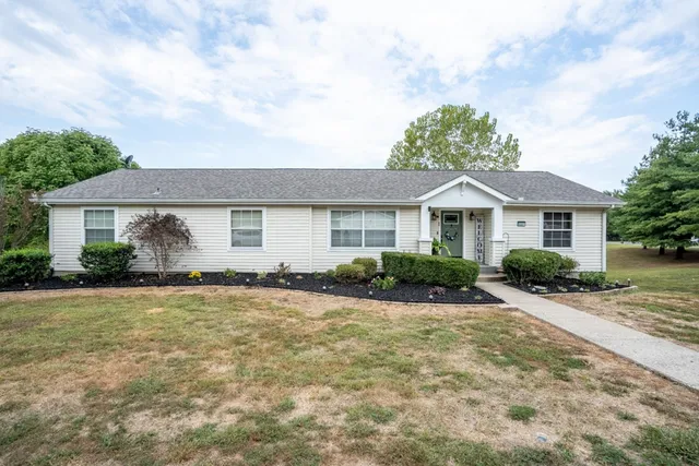 $389,999 | 12451 Dahmer Way, Carterville, IL 62918