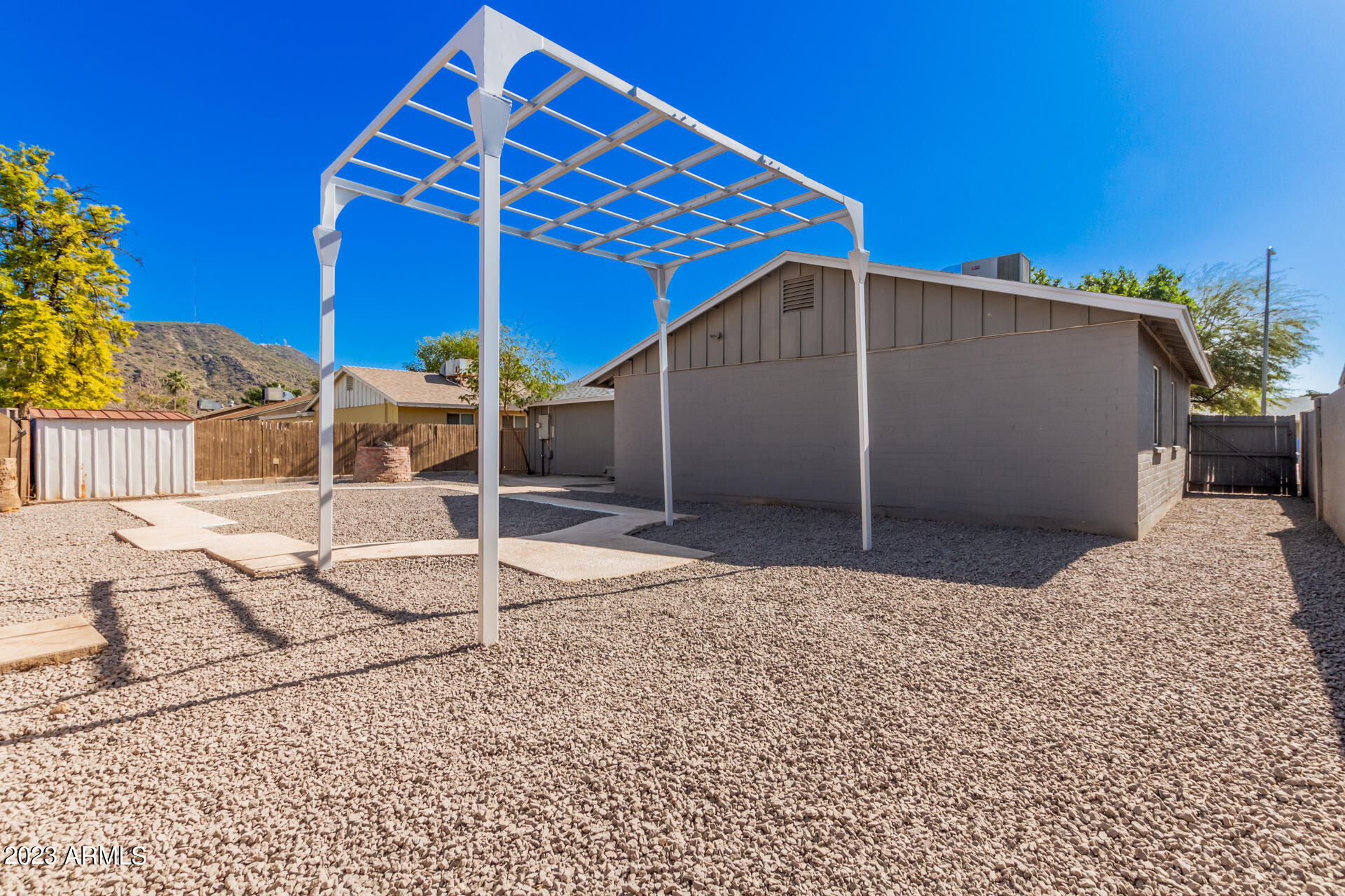 2230 West Charter Oak Road Phoenix, AZ 85029 - Photo 3 of 27 0026-26-Charter Oak