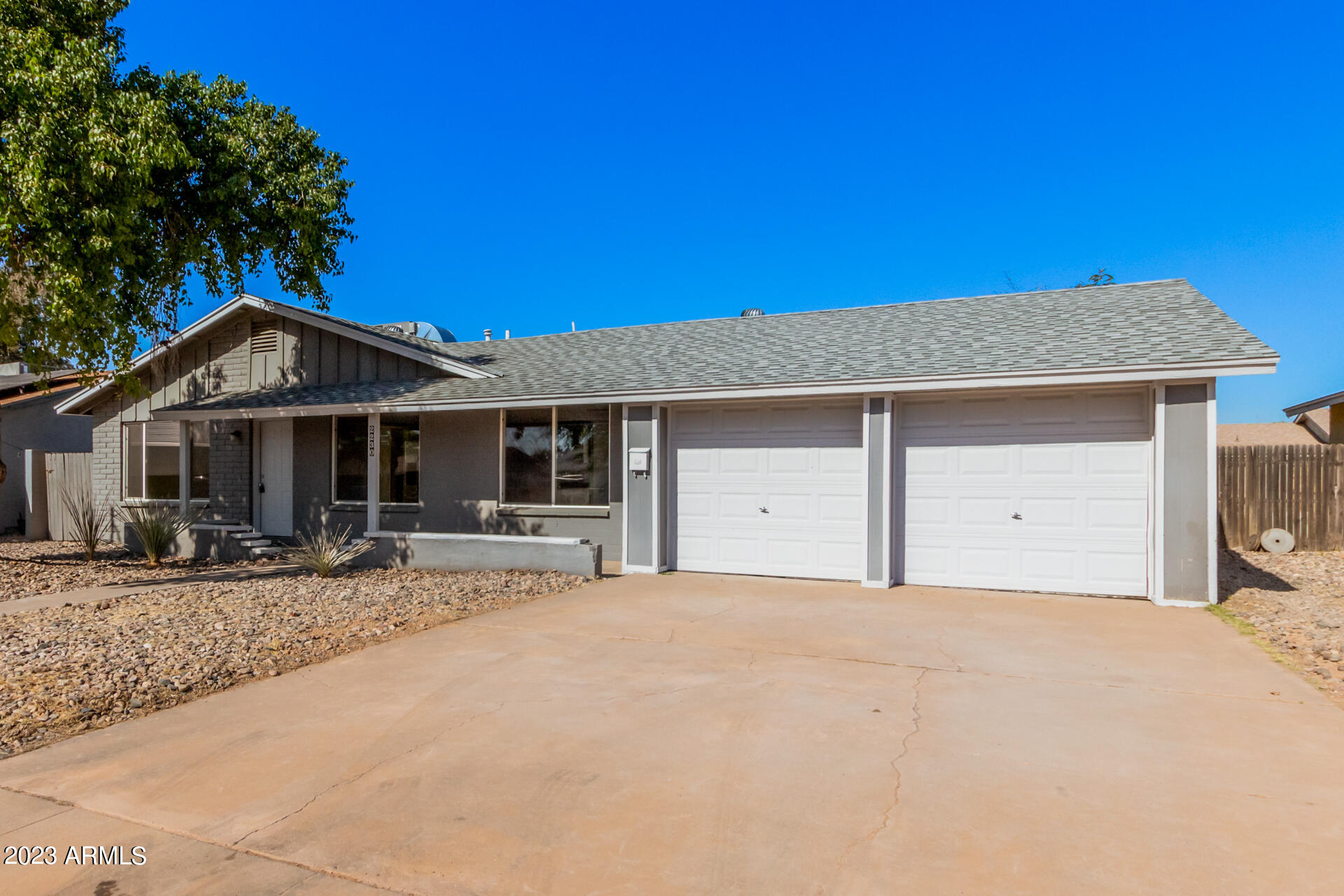 2230 West Charter Oak Road Phoenix, AZ 85029 - Photo 8 of 27 0004-04-Charter Oak