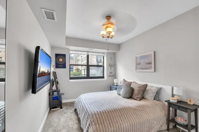 $275,000 | 1133 South State Street, Unit 403B, Chicago, IL 60605