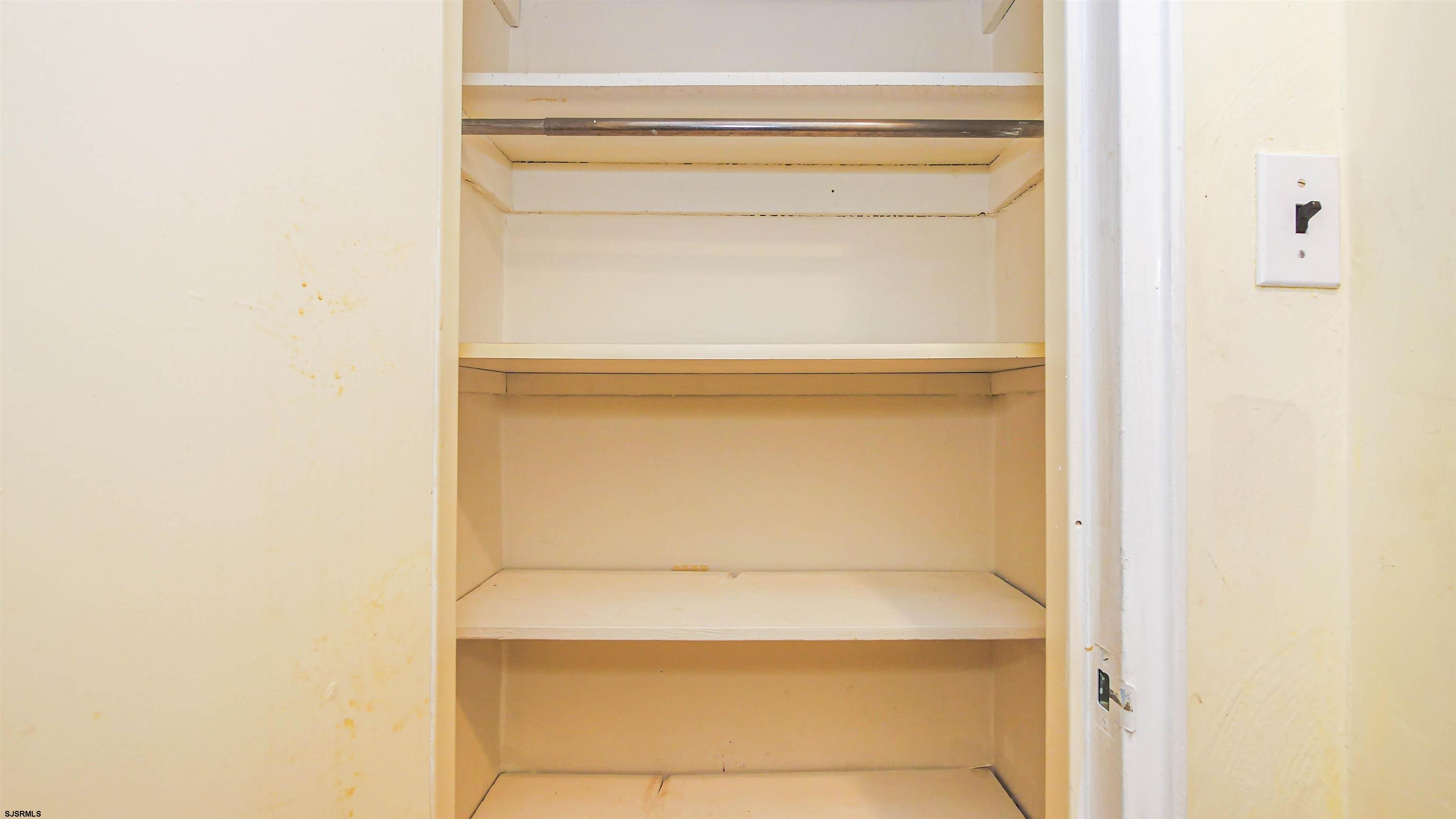 101 South Raleigh Avenue, Unit 521 Atlantic City, NJ 08401 - Photo 15 of 27 a close up of a refrigerator
