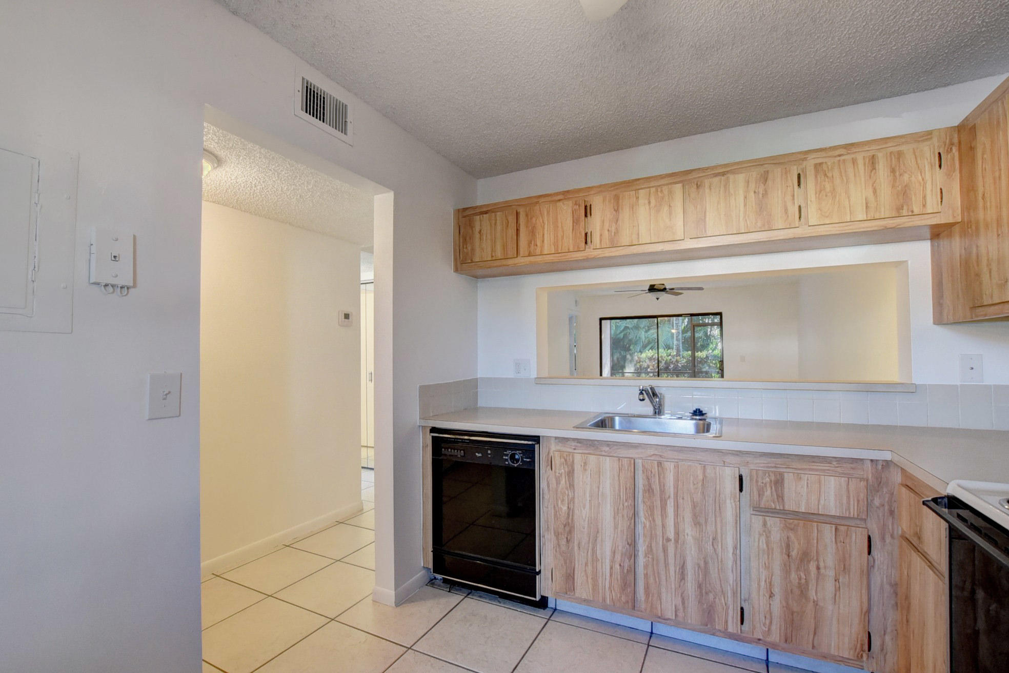 22052 Palms Way, Unit 105 Boca Raton, FL 33433 - Photo 5 of 43 18_dsc_8012_3_4_5_6
