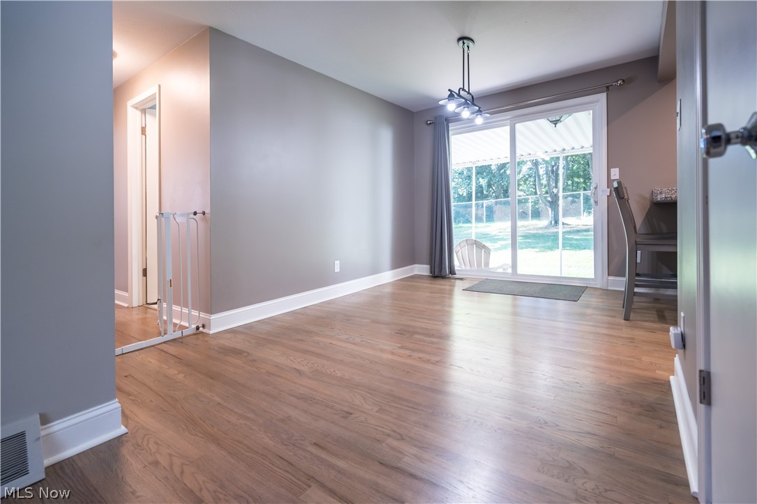 89 Spring Creek Road Northfield, OH 44067 - Photo 5 of 29