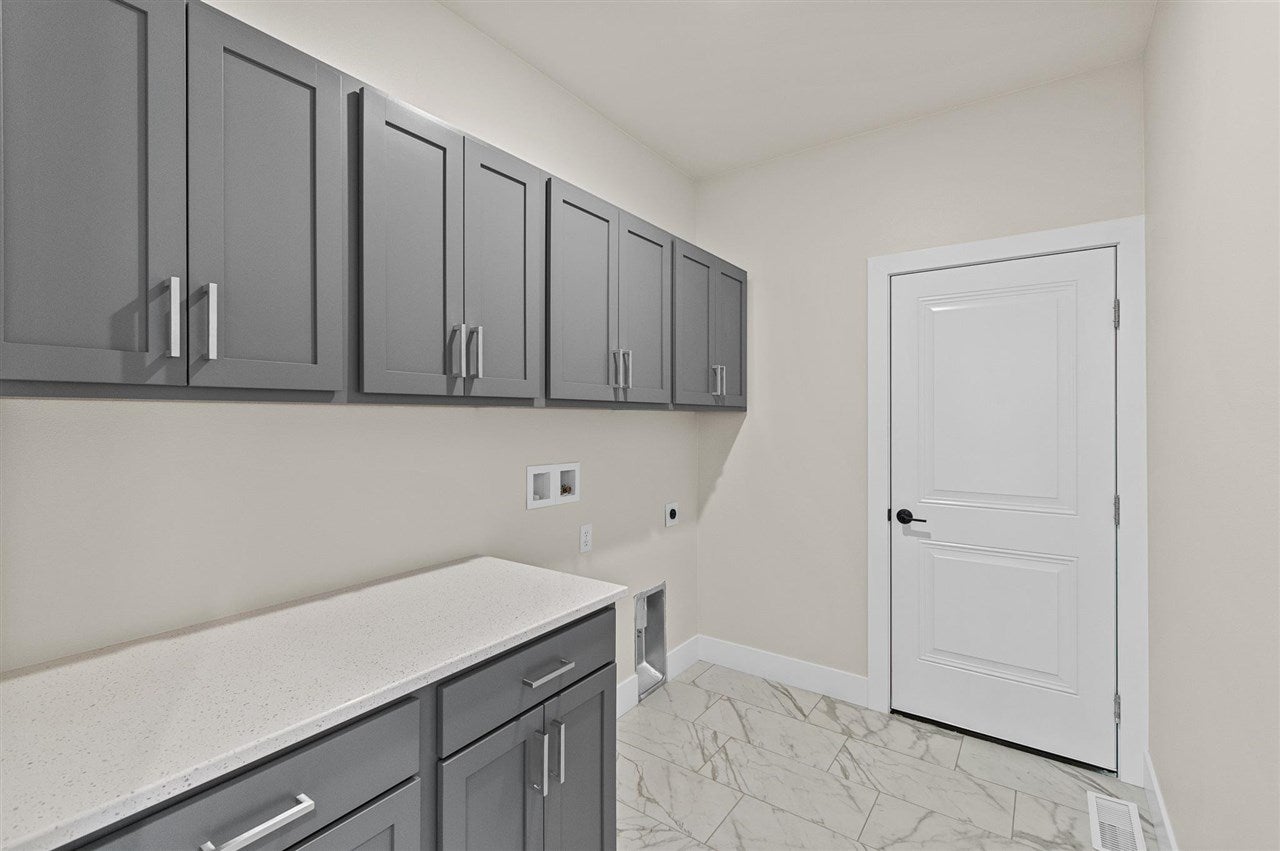 1332 High Country Road Coralville, IA 52241 - Photo 17 of 34 Gallery Image 17