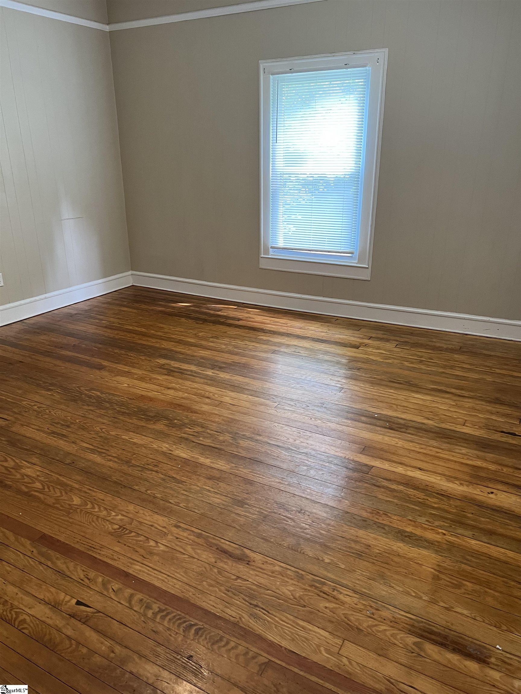 22 2nd Street Greenville, SC 29611 - Photo 2 of 16