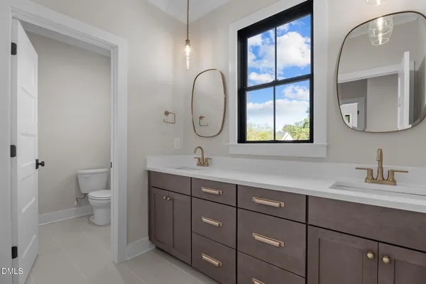 $893,900 | 1100 Waterstone Lane, Henderson, NC 27537