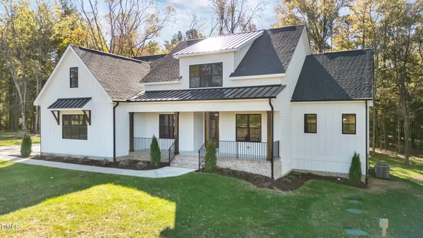 $893,900 | 1100 Waterstone Lane, Henderson, NC 27537