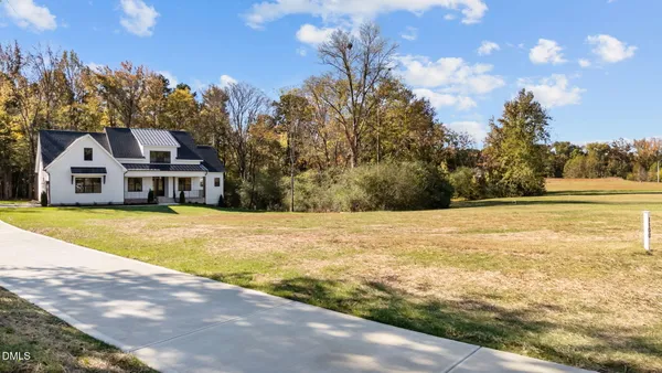 $893,900 | 1100 Waterstone Lane, Henderson, NC 27537