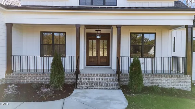 $894,900 | 1100 Waterstone Lane, Henderson, NC 27537