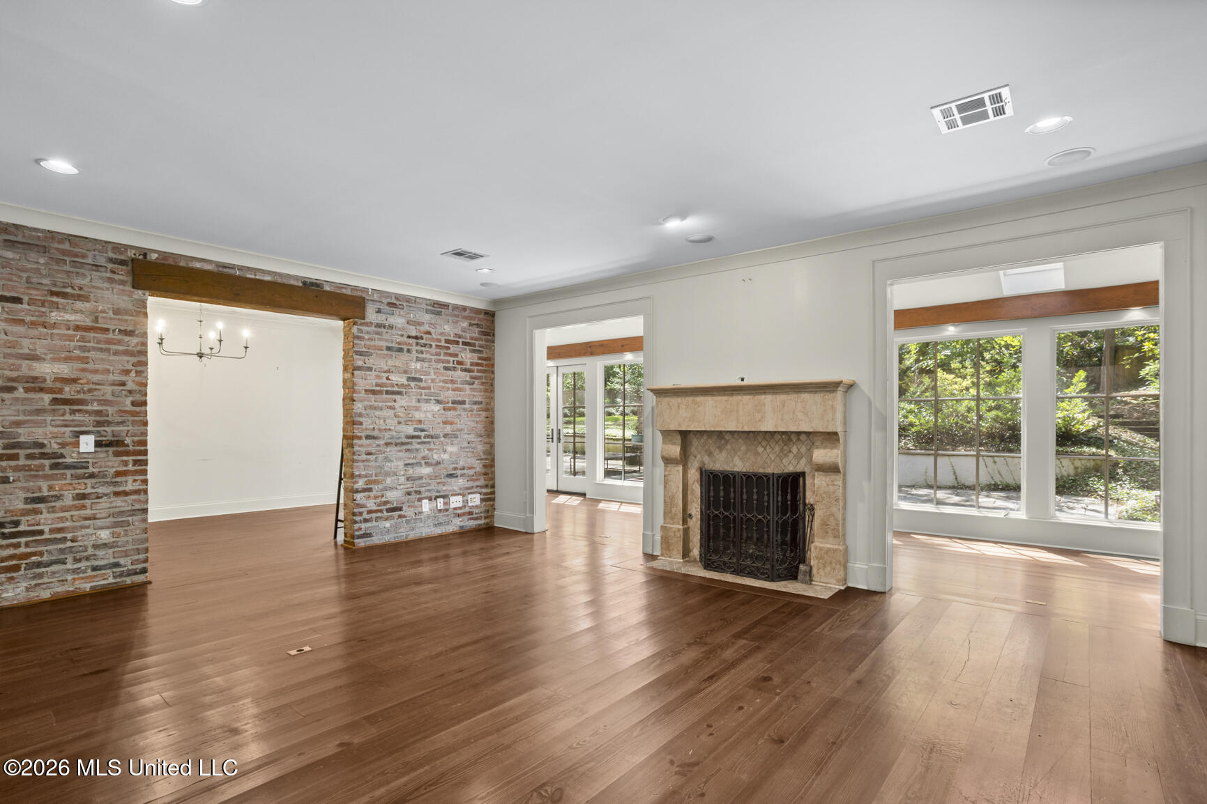3838 Redbud Road Jackson, MS 39216 - Photo 18 of 32 3838 Redbud_jhookphotos-17