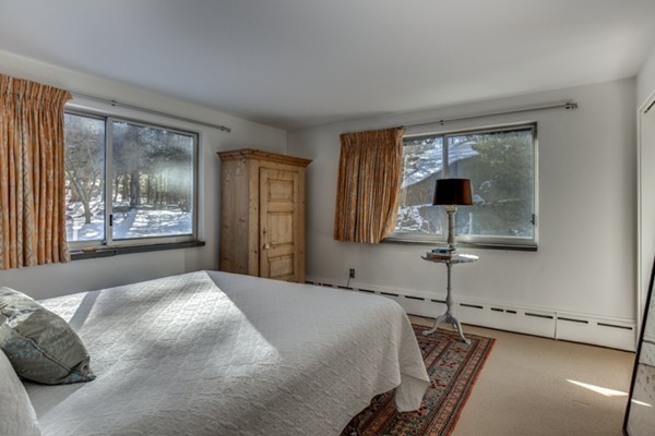 16 Rockholm Road Gloucester, MA 01930 - Photo 14 of 21 Gallery Image 14