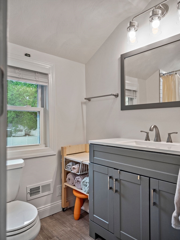 36 Brackett Road Ashland, MA 01721 - Photo 13 of 27