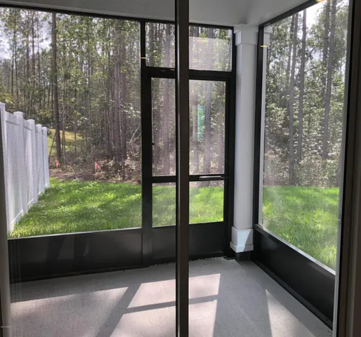 $2,100 | 221 Servia Drive, St. Johns, FL 32259