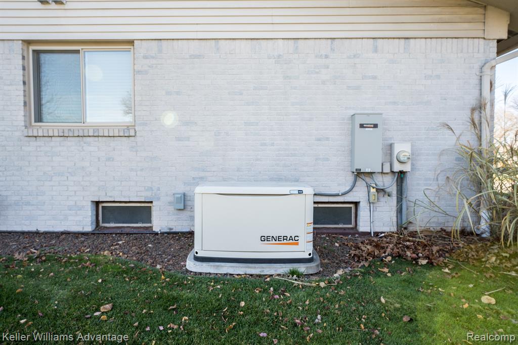 40843 Village Wood Road Novi, MI 48375 - Photo 35 of 46 Gallery Image 35